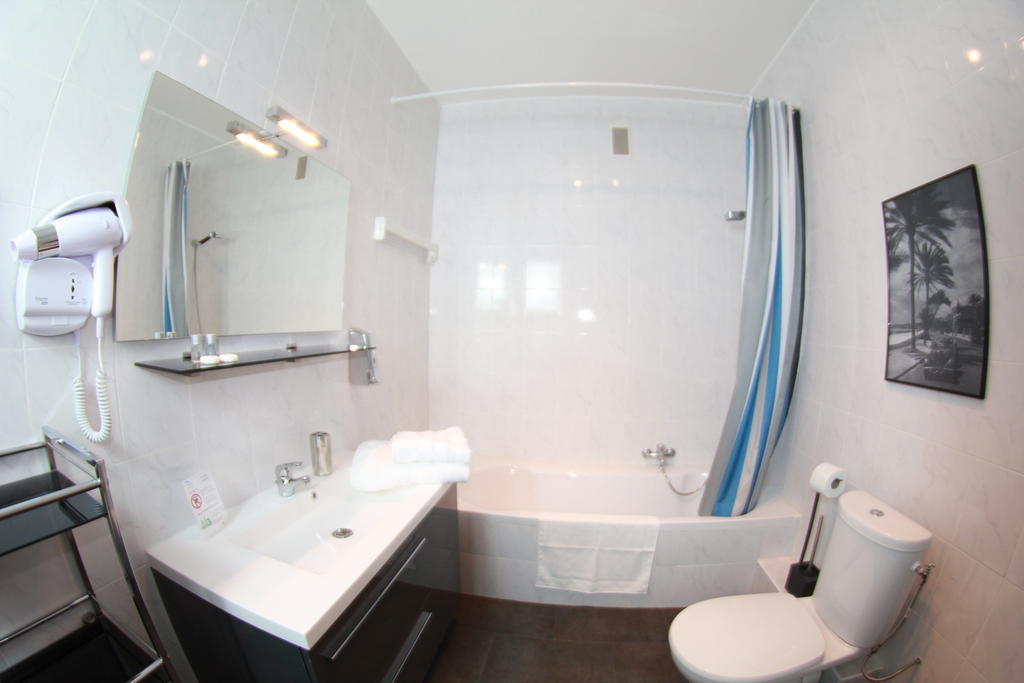 Aparthotel Nice Beach 4*