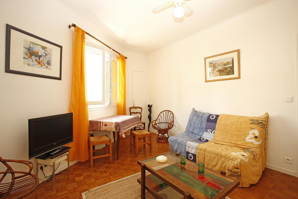 Apartment Studio Comedie De Nice Nice