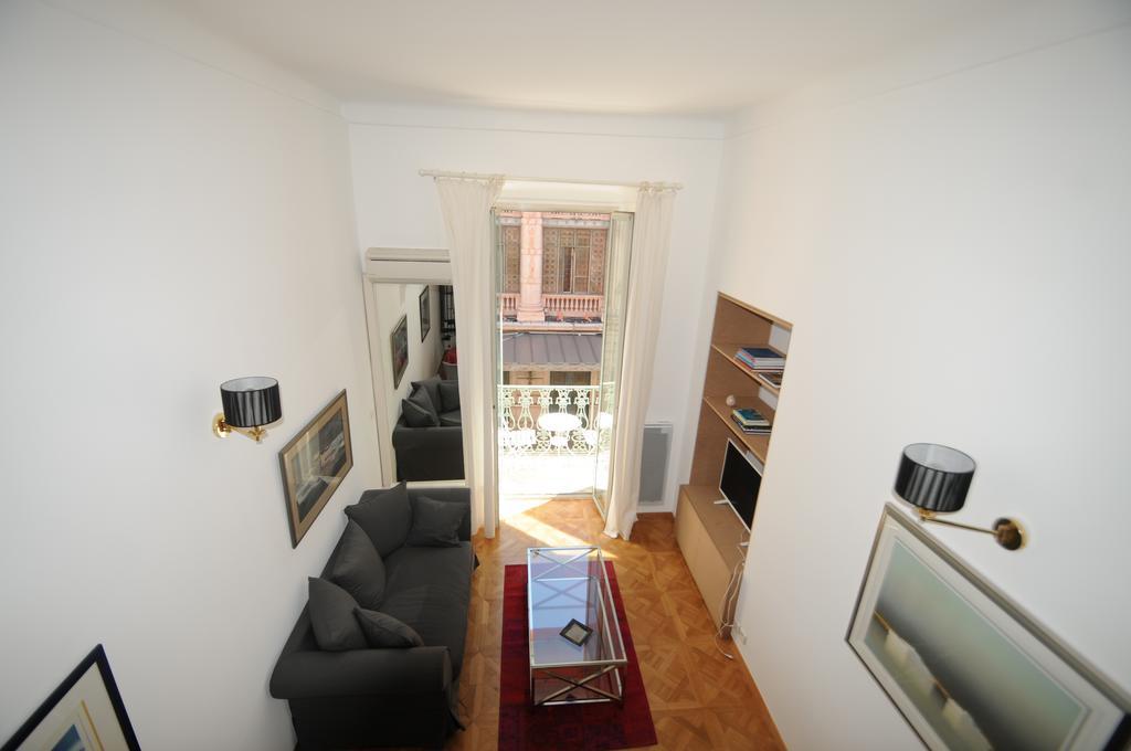 Apartment Duplex Opera