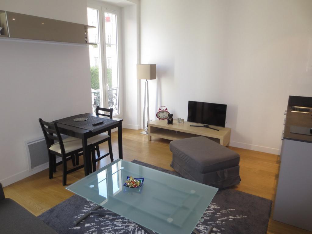 Apartments Gounod Nice