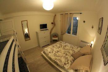 Apartment 6 Bedrooms Seaview House, Old Town