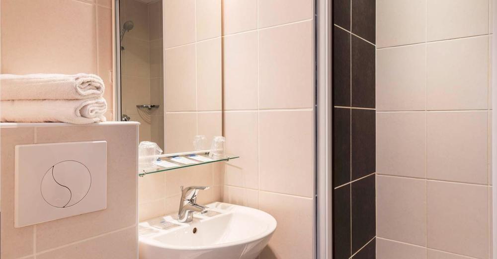 Hostel Ozz Nice