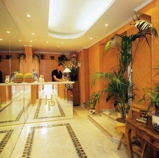 Studio Hyper-centre Rue Paradis Nice