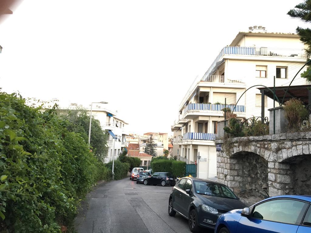Grand Terrasse Parking