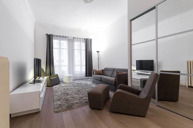 Carre D'or Apartment *
