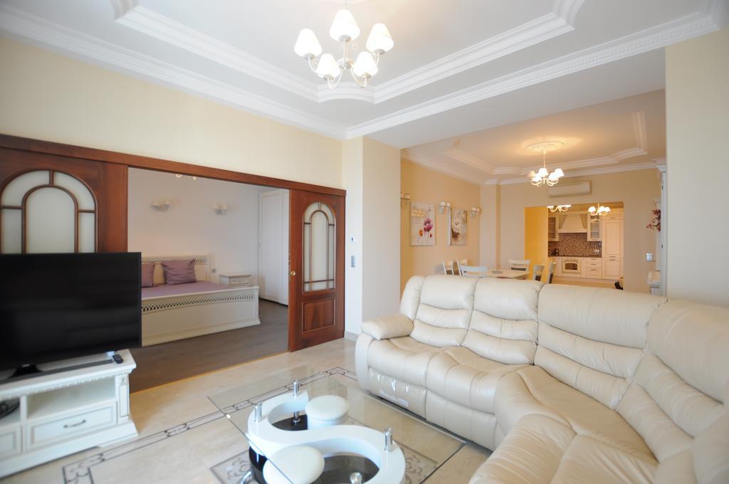 53 Promenade Des * Nice