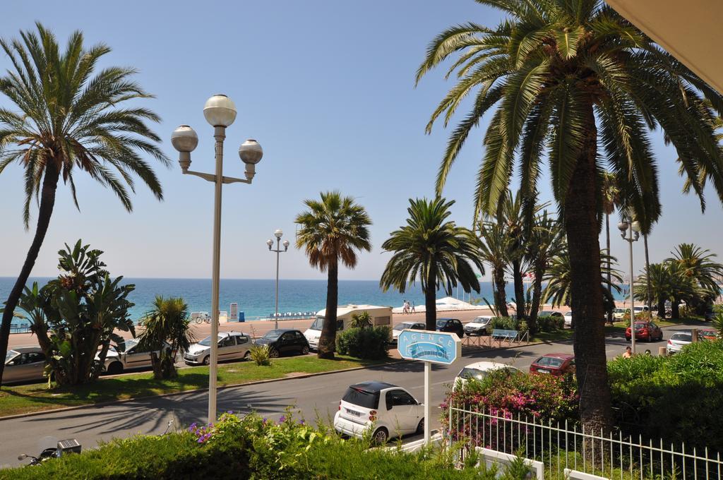 53 Promenade Des