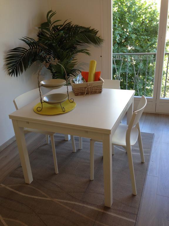Studio Equipe A 9Mn A Pied Du Centre Ville Et De La Plage Apartment Nice