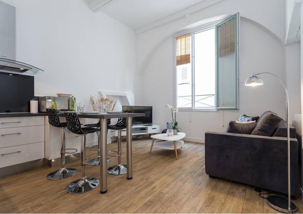 Lou Muraioun Apartment