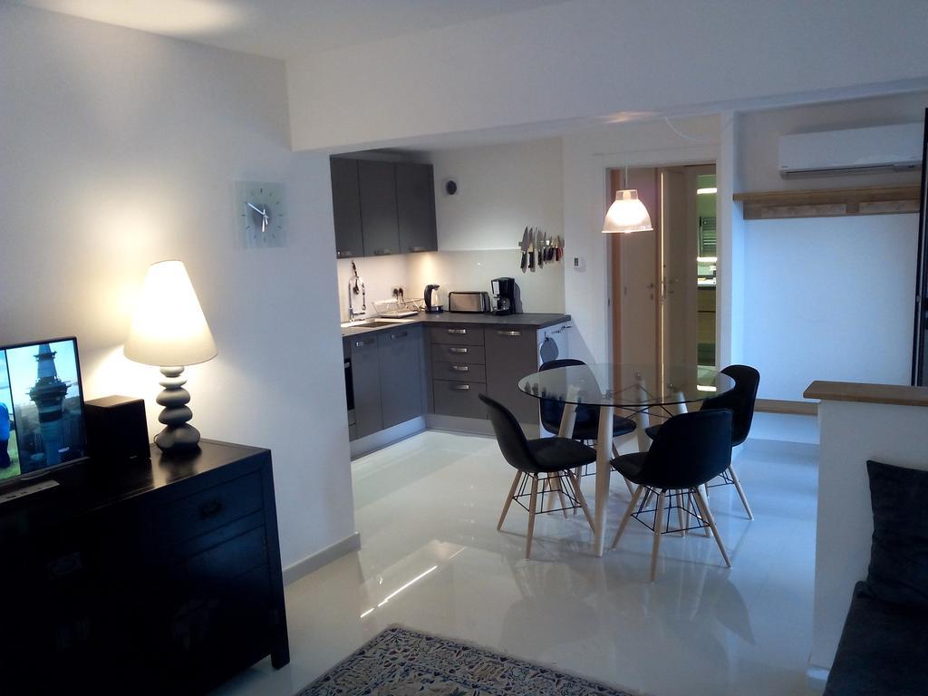 Du Chateau Guest house Nice