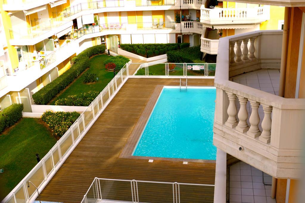 Studios French Riviera Apartment Nice