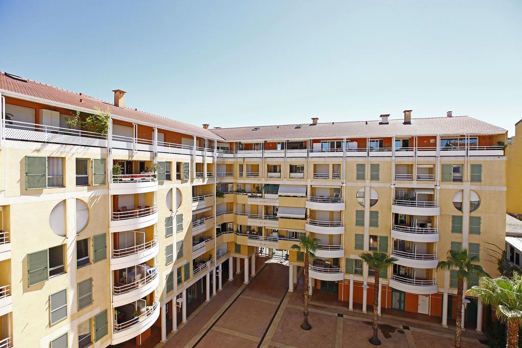 Appartement 3 Personnes Avec Coin Nuit Avec Terrasse Et Parking Quartier Du Port De Nice *