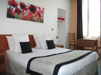 Aparthotel Ajoupa 2* Nice