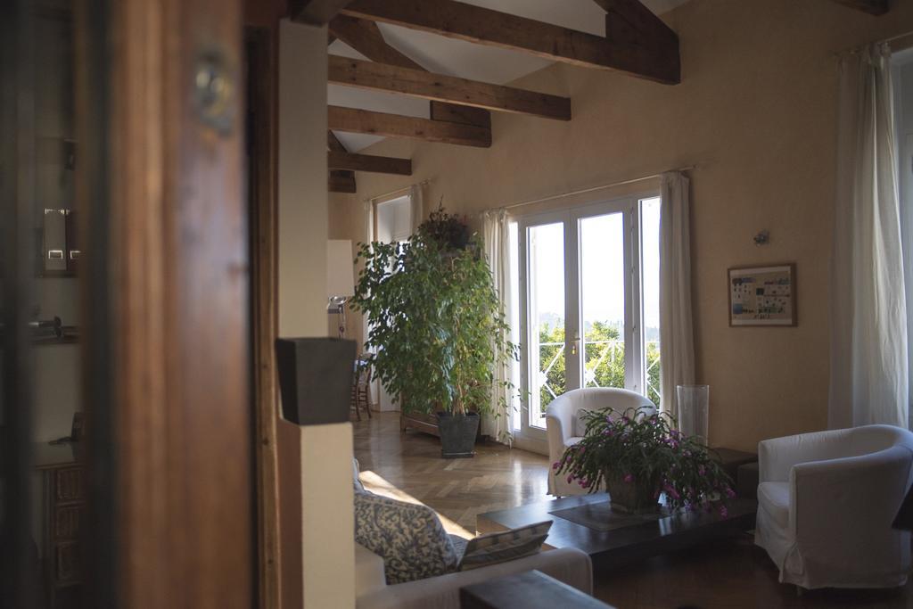 12 Villa *