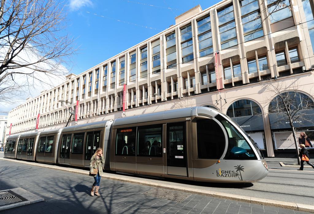 Etoile Grand Five Stars House