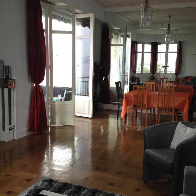Le Mirage, Sea Front View, 3 Bedrooms, 100m Apartment