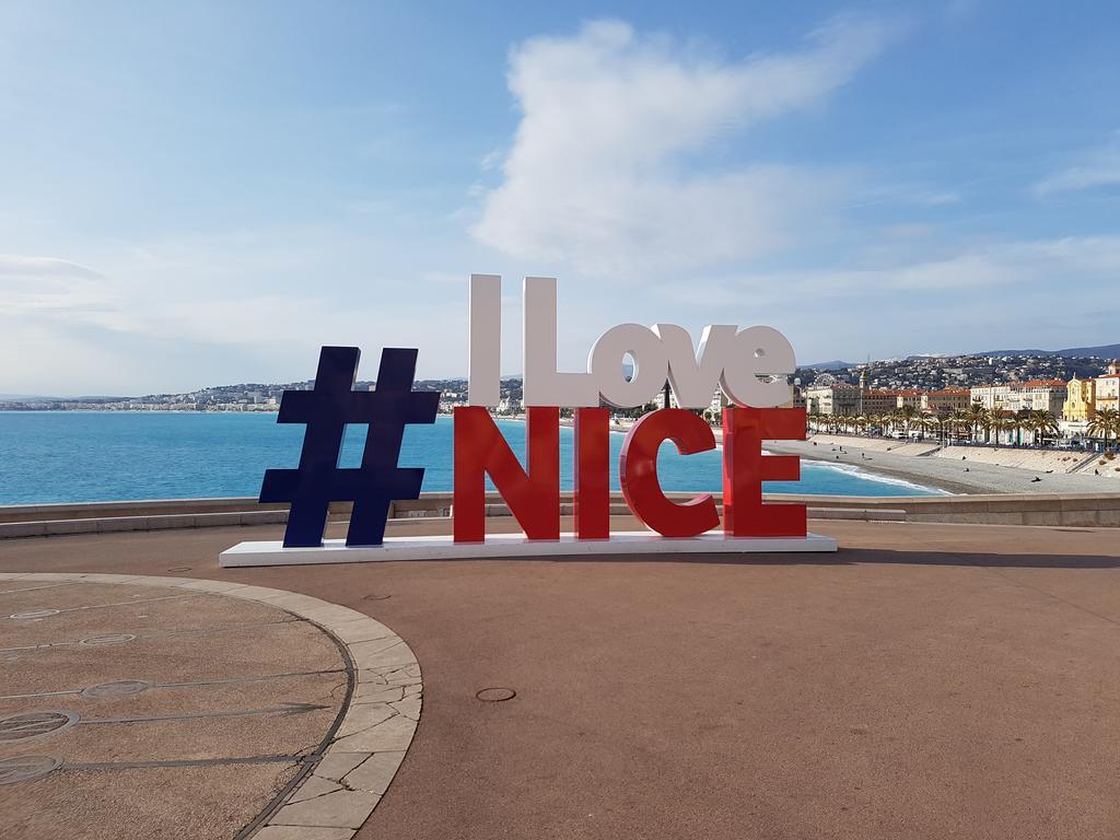 R.d.v. Center * Nice