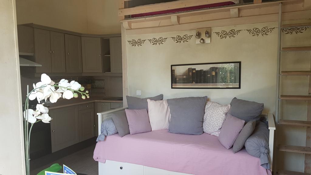 Maryluna Apartment *