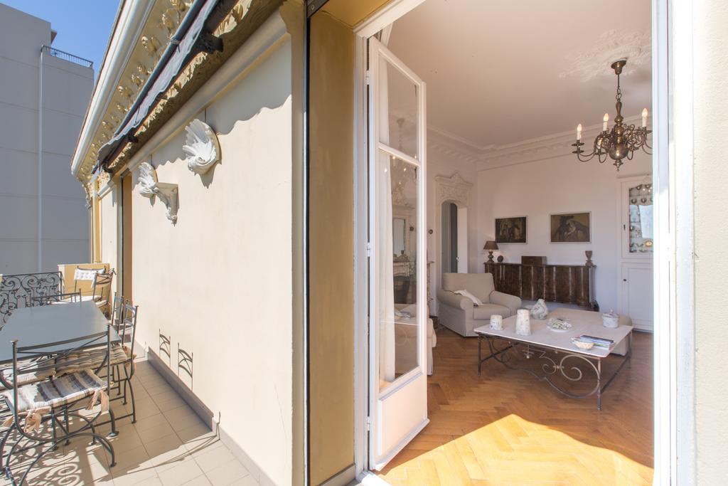 Penthouse Lou Lou By Ivillamia Com Apartment