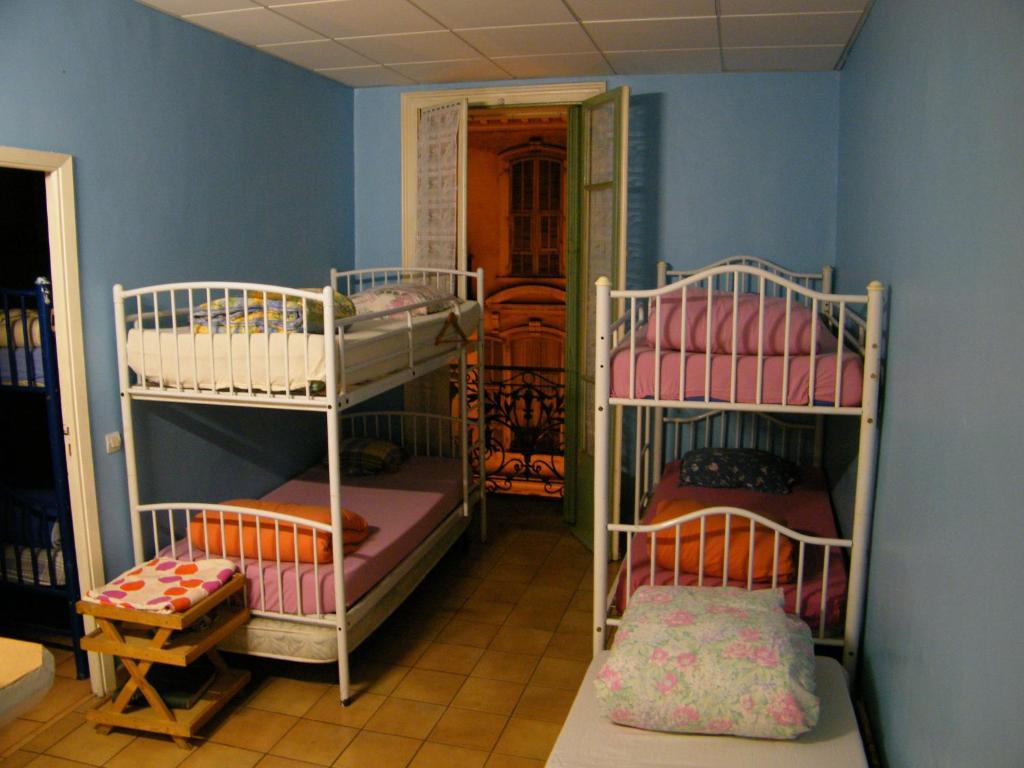 Faubourg Montmartre Hostel Nice