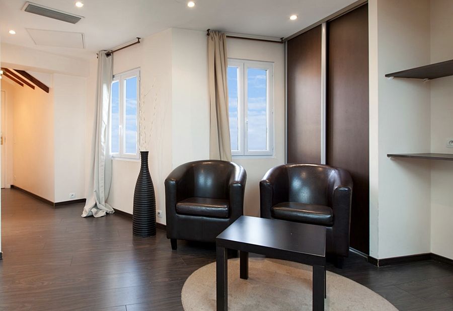Trocadero Hotel 2*