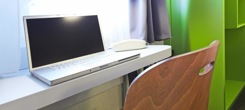 Hotel Campanile Aeroport 3*