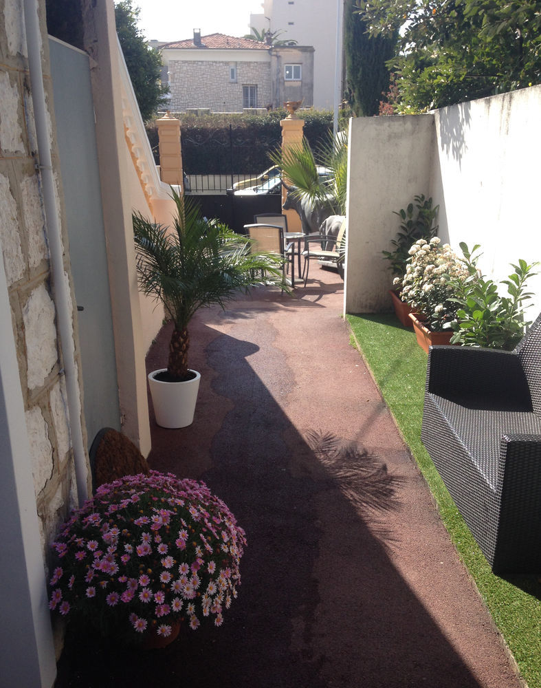 Mon Reve Apartements Bed & Breakfast 3*