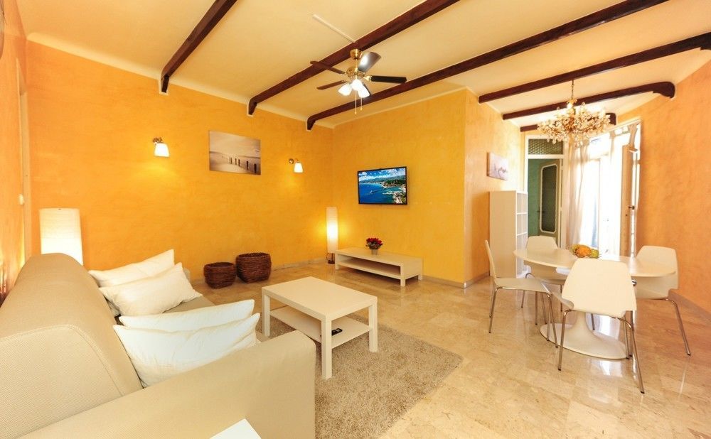 Apartment Le Royal Res. Negresco Five Stars House