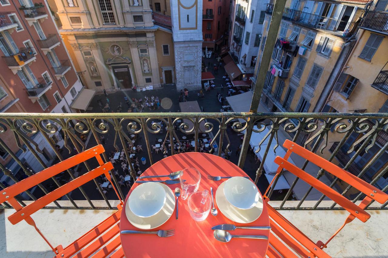 Ross 5- F2, Lumineux, Balcon, Loft, Clim, Vieux-nice Apartment