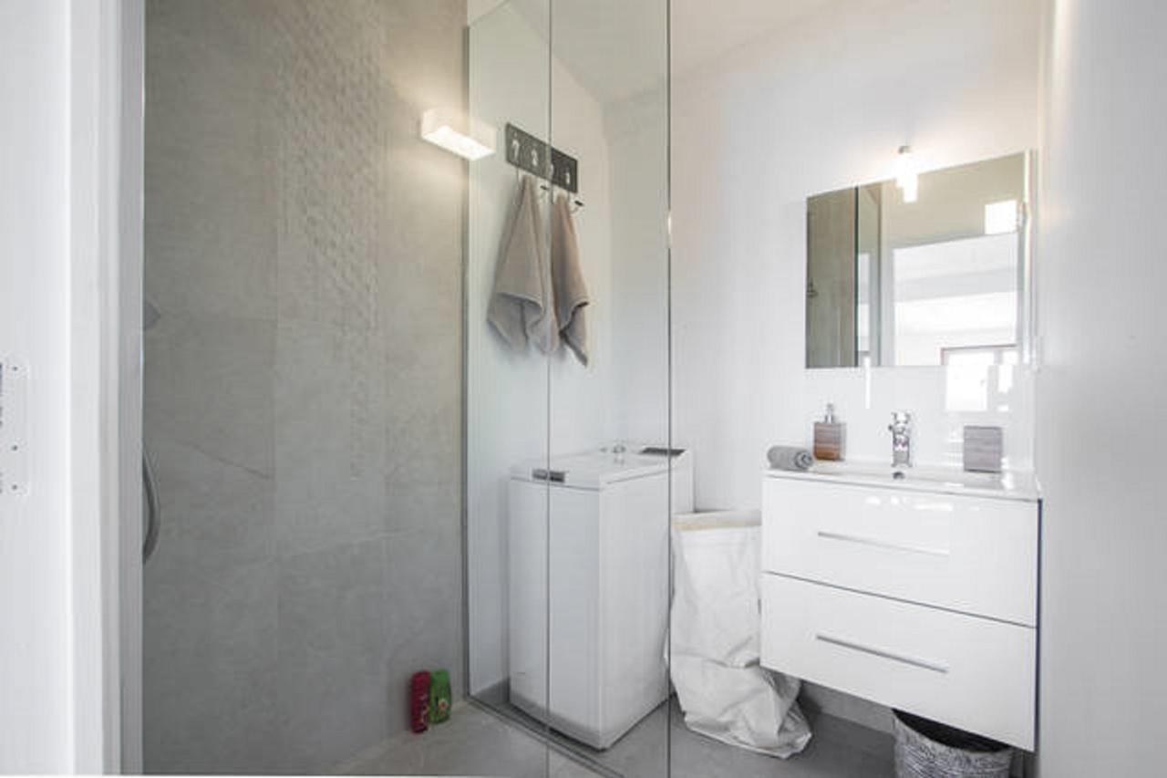 Appartement Le Gilly 6 - F3 Exceptionnel, Vue Mer, Moderne, Climatisation, Vieux-nice *