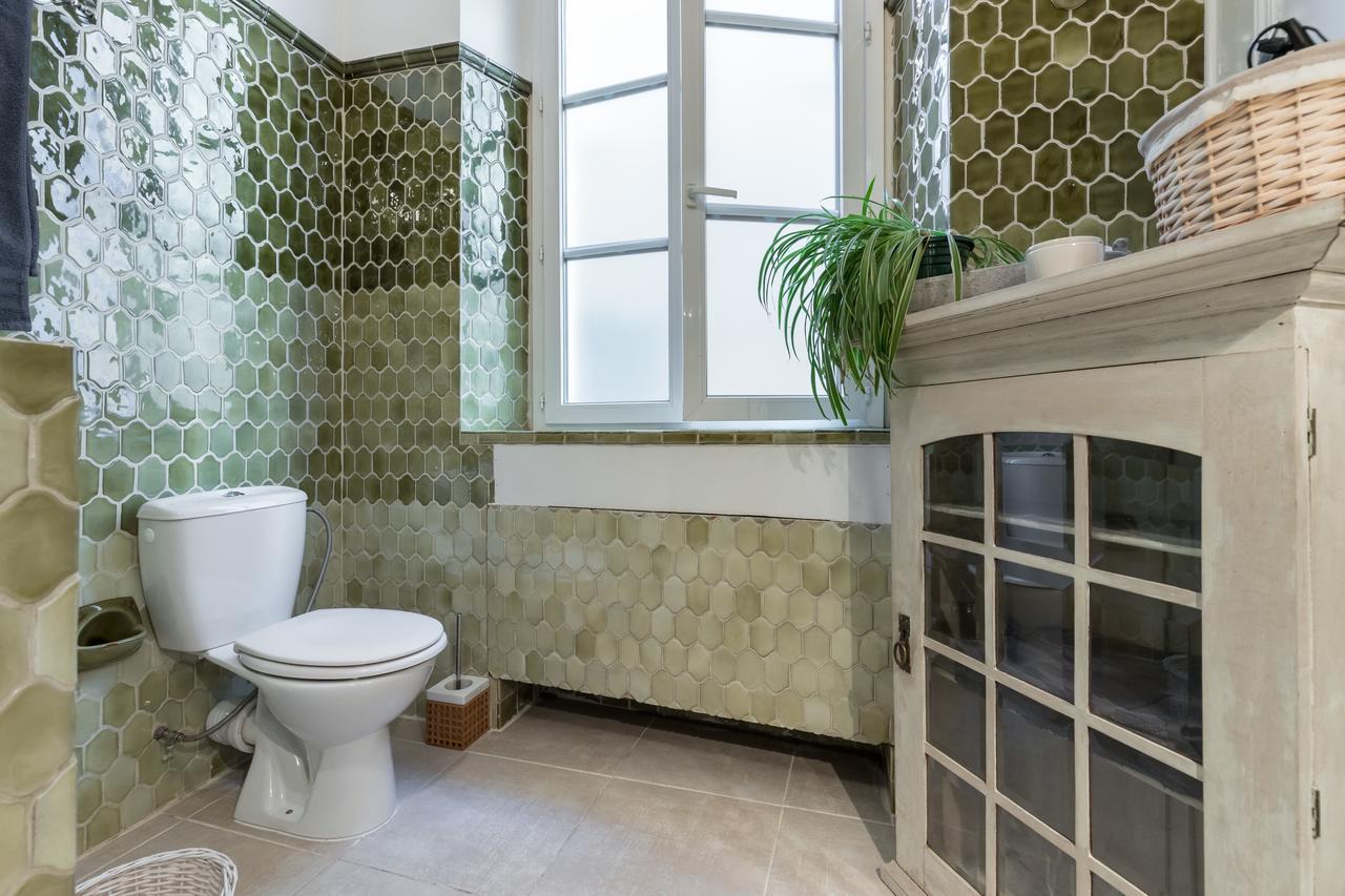 Apartment L'oustaria 3 Bedrooms Apartment, Old Town Nice
