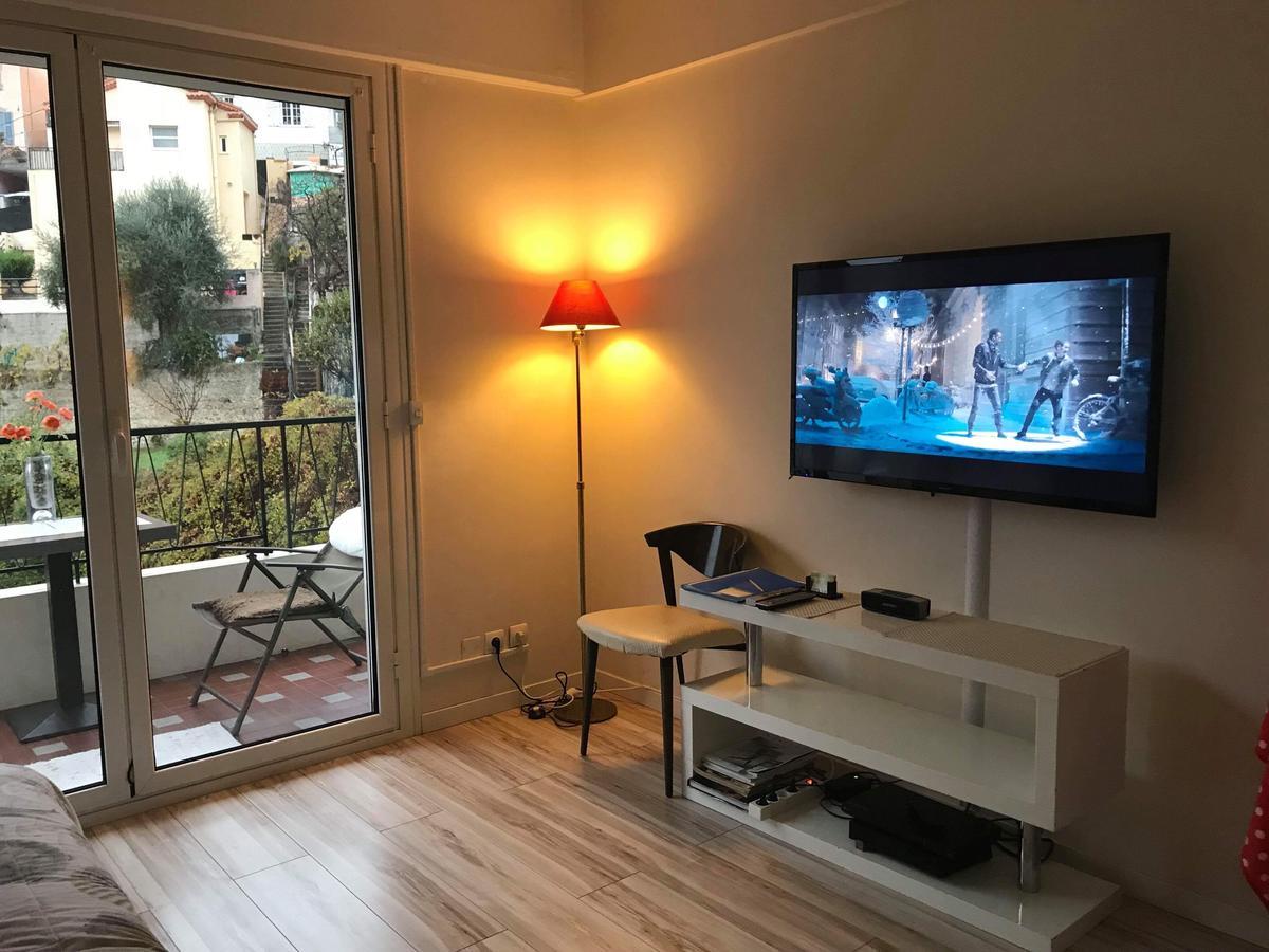 Le Christina-la Madeleine Apartment *