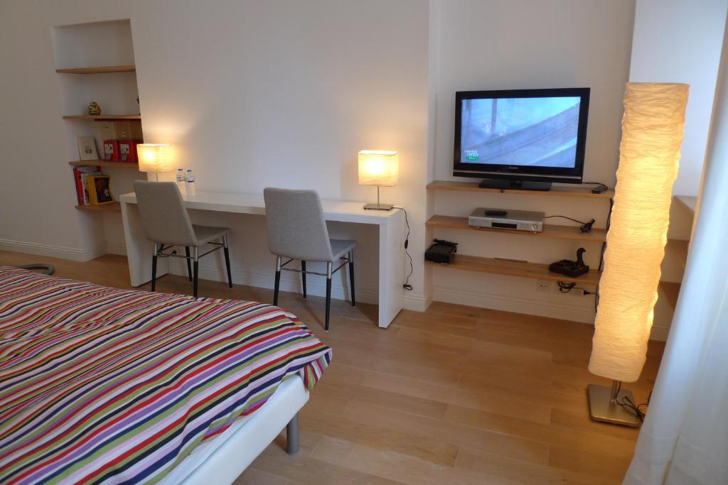 Maison D'hotes Emma Tiranty