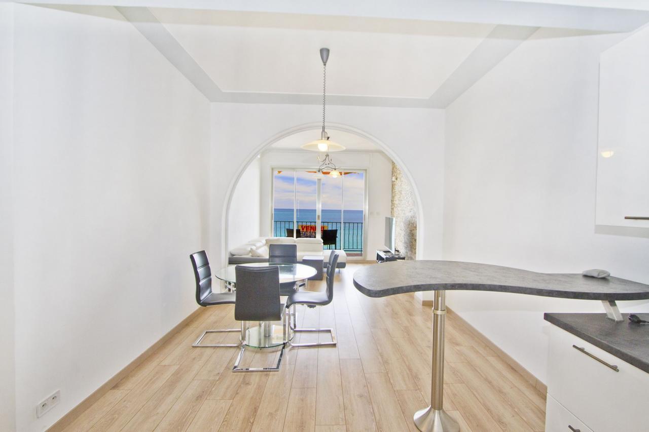 Promenade Holiday - Versailles Promenade Apartment *