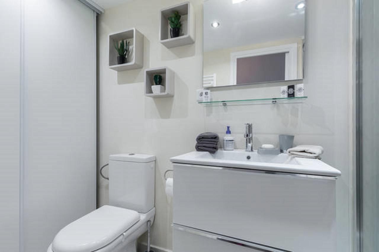 Angle Droit- Loft Et Atypique, Climatisation, Vieux-nice Apartamento *