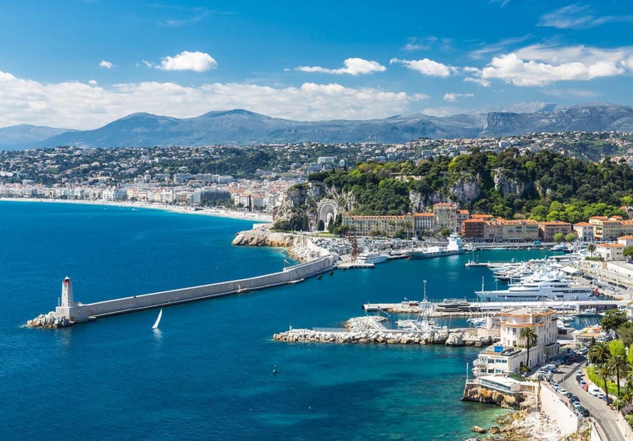 Apartment Angle Droit- Loft Et Atypique, Climatisation, Vieux-nice