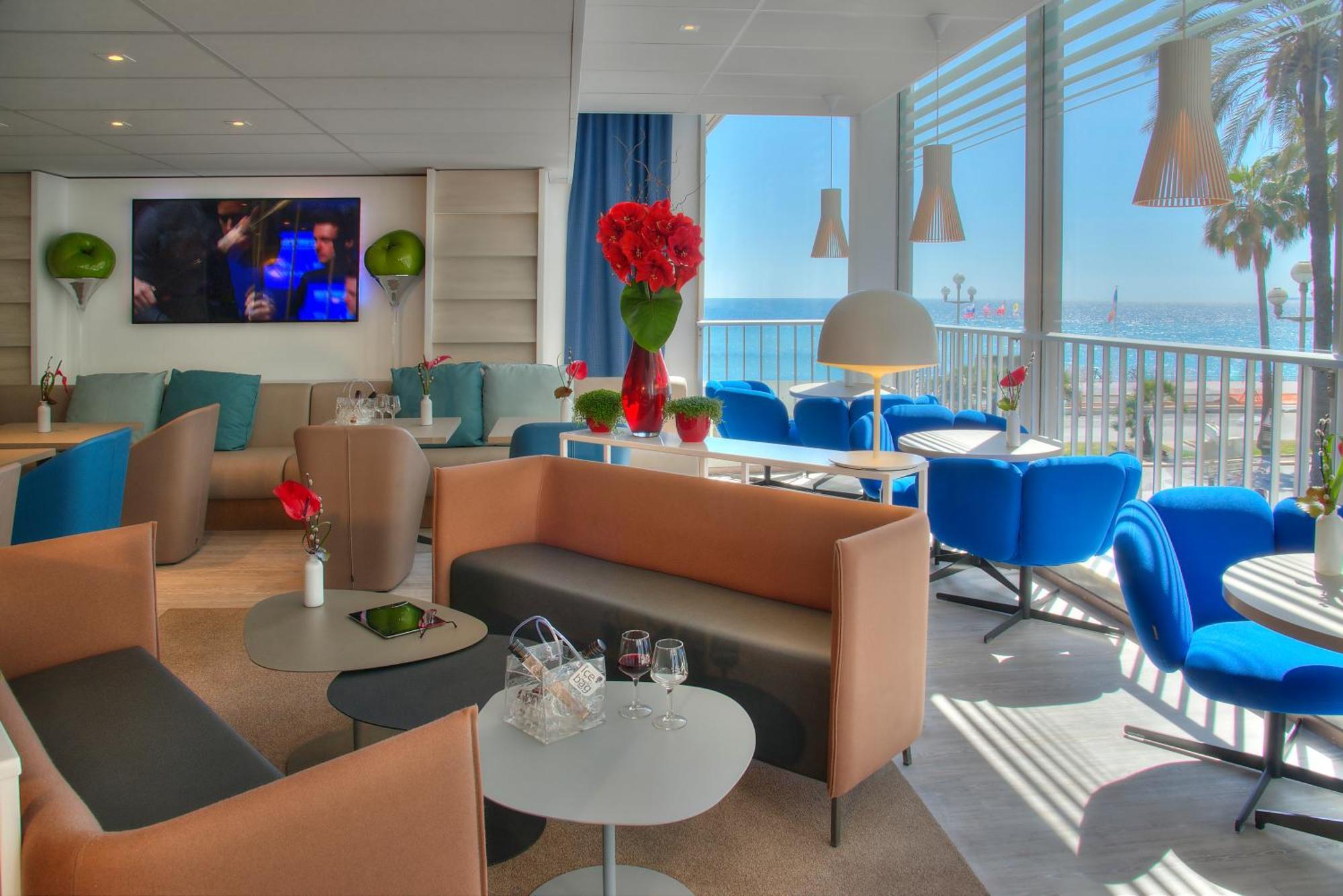 Mercure Promenade Des Hotel 4*