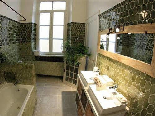 L'oustaria 3 Bedrooms Apartment, Old Town Apartment
