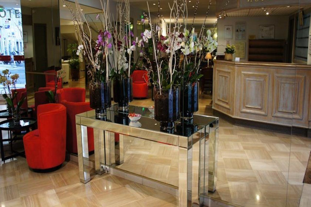 Hotel Ambassador 3*