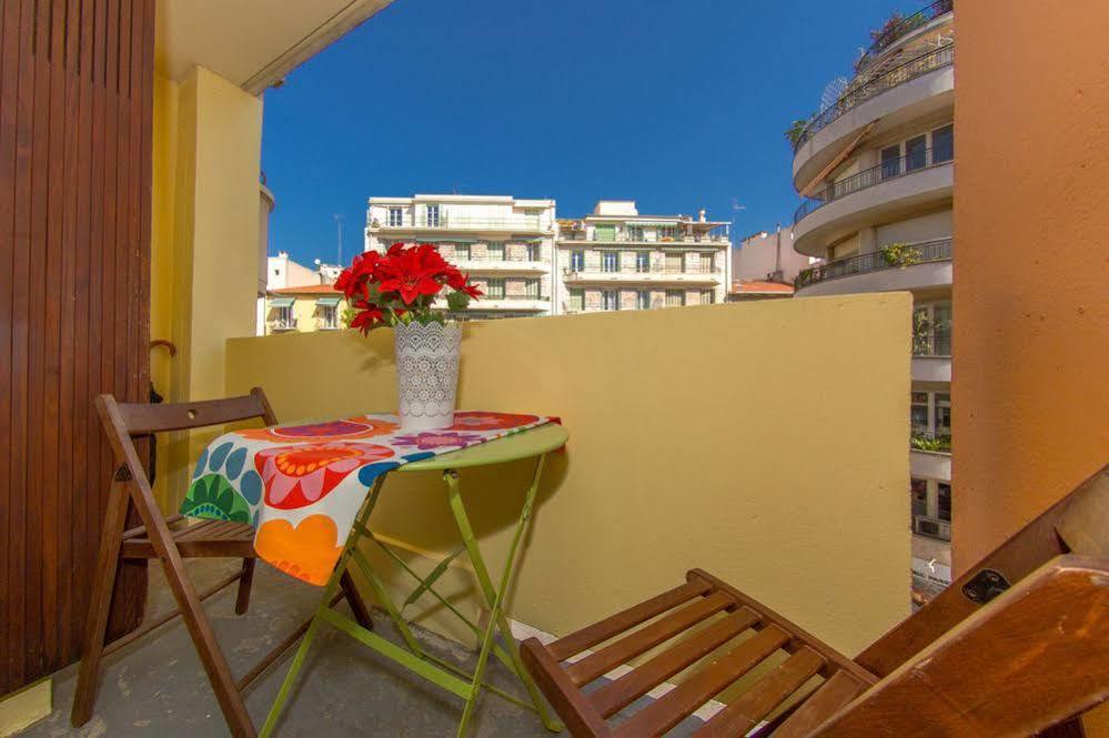 Blue Lagon Five Stars Holiday House Apartment