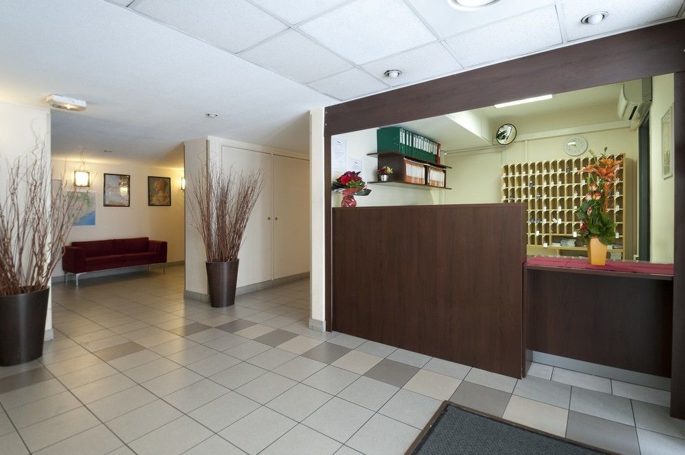 Adagio Access Magnan 2* Nice