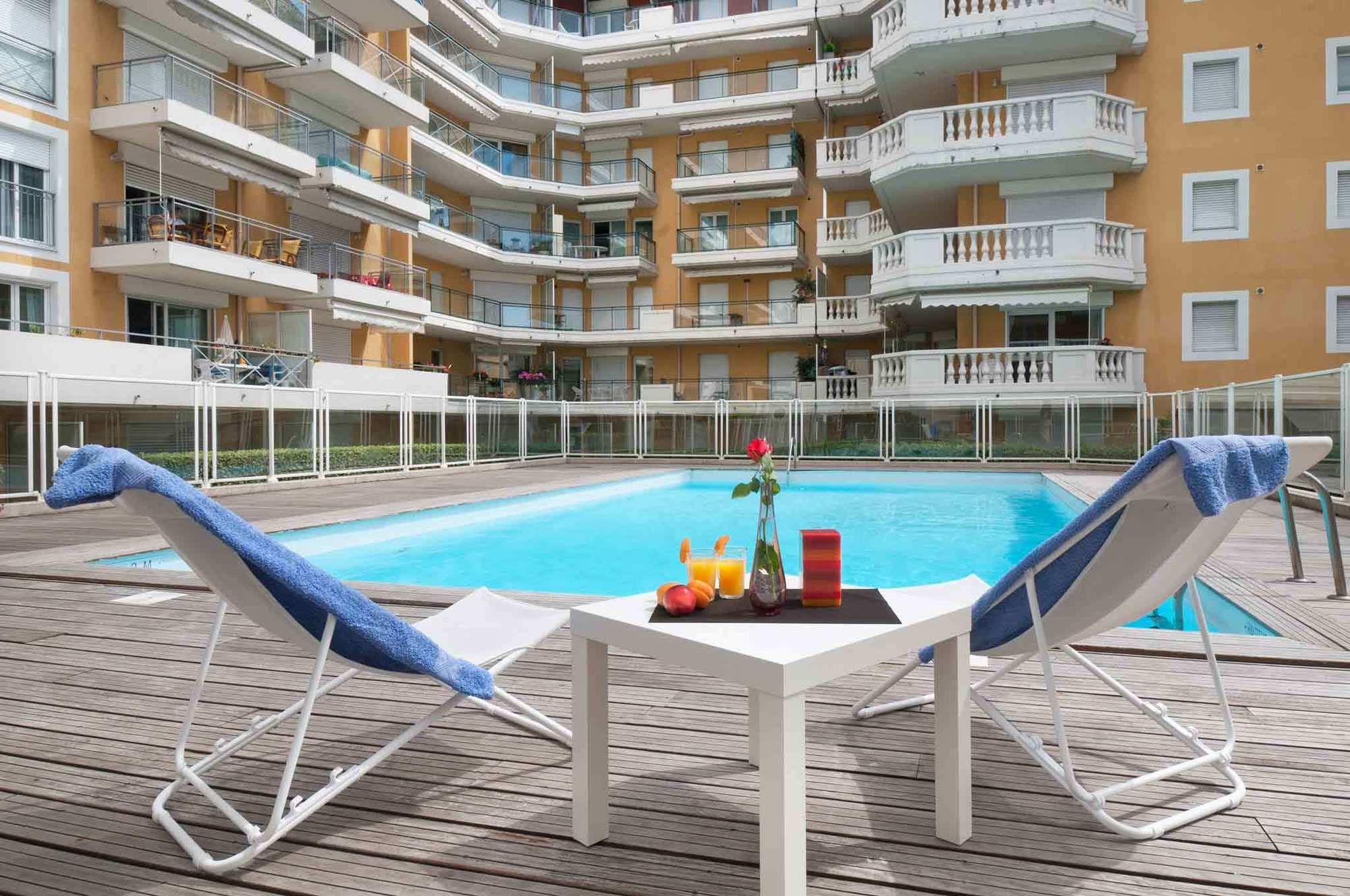 Adagio Access Magnan 2* Nice