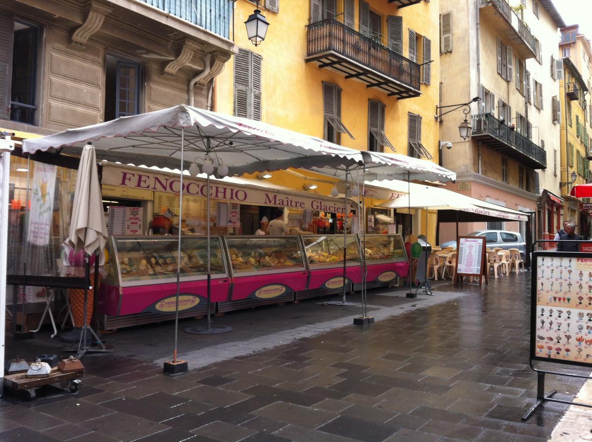 Renting - Colonna - Place In Old Town Nice
