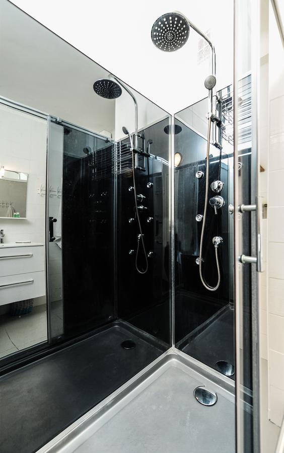 Apartment Le Miami Five Stars Holiday House