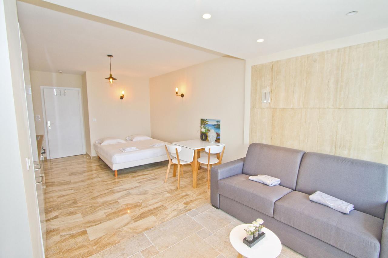 Promenade - Cosy Sea Front Apartment *