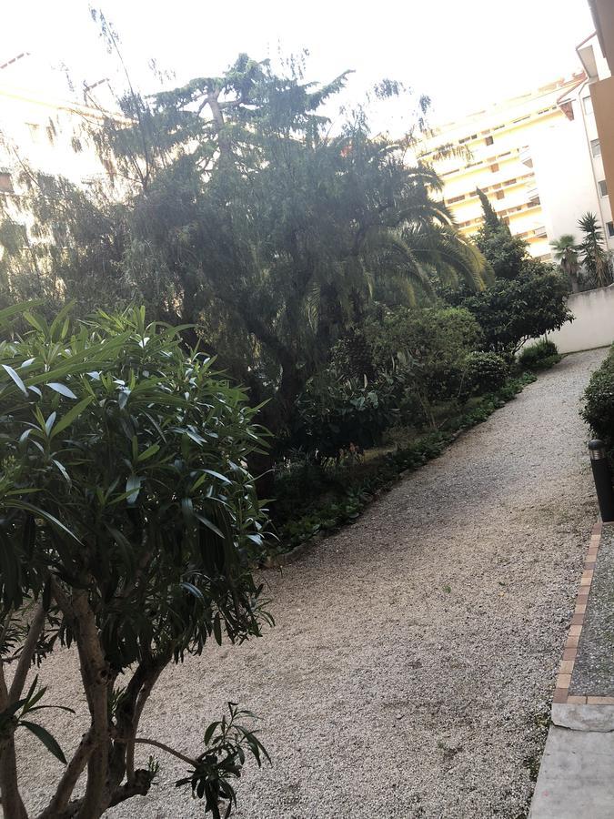 D'hotes Parc Gorbella Bed & Breakfast