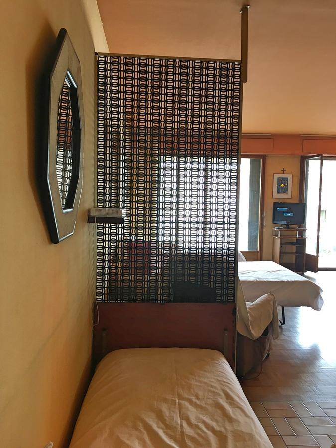 Park & Sea View Apartment