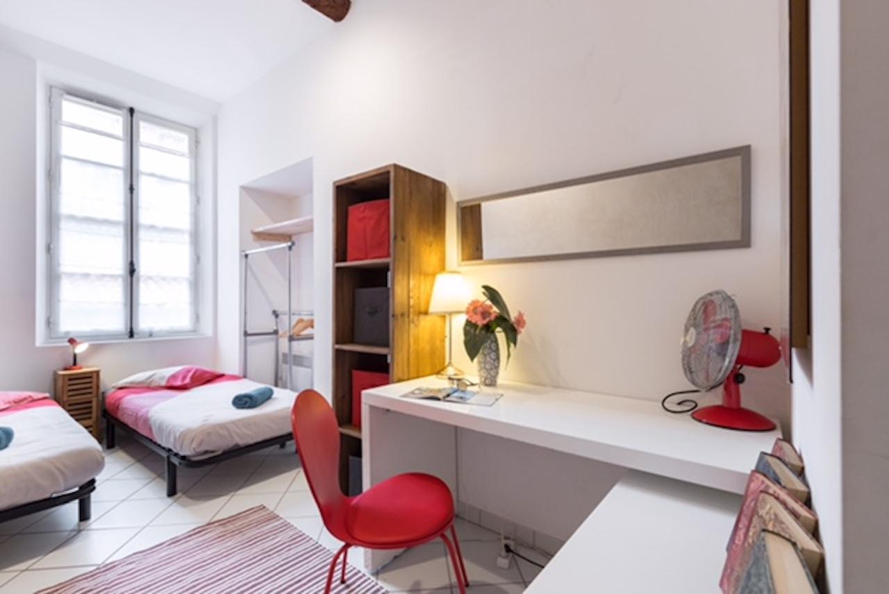 Apartamento Ste Reparate F4 Moderne, Design, Place Rossetti, Heart Old Town *