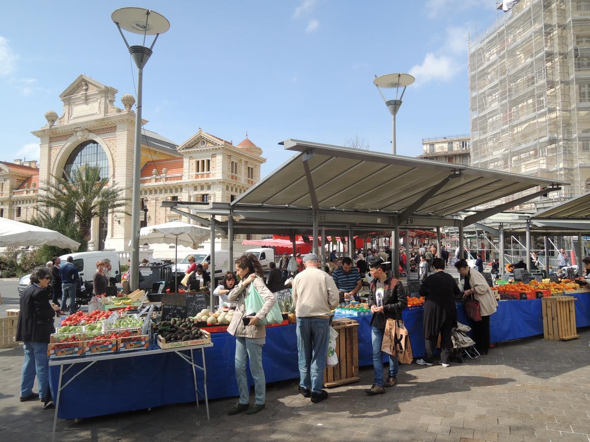 Le Coin Du Marche Apartment