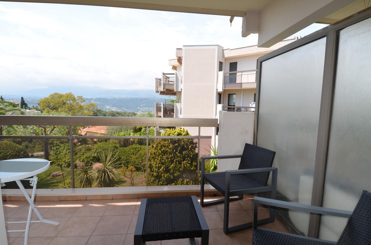 6 Personnes Avec Terrasse Et Piscine Quartier Fabron A Apartment Nice